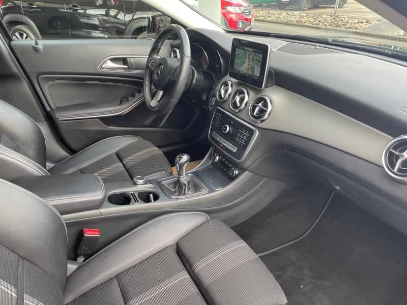 Mercedes-Benz GLA 180 1.5 D - photo 8