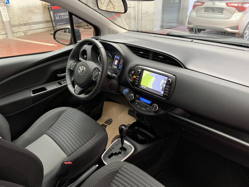 Toyota Yaris 1.5 Hybrid CVT - photo 18