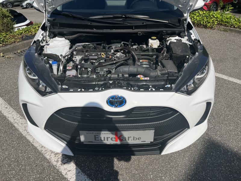 Toyota Yaris 1.5 Hybrid - photo 17