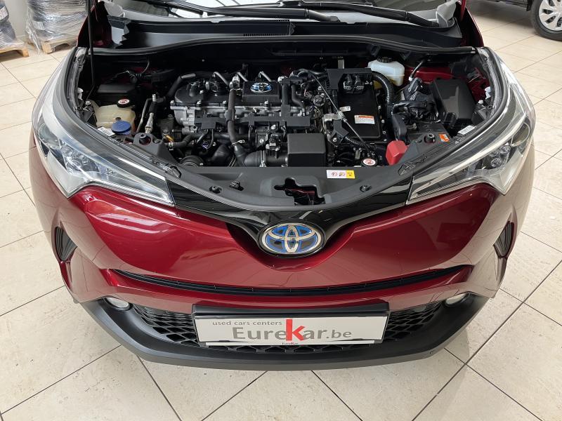 Toyota C-HR 1.8 Hybrid - photo 18