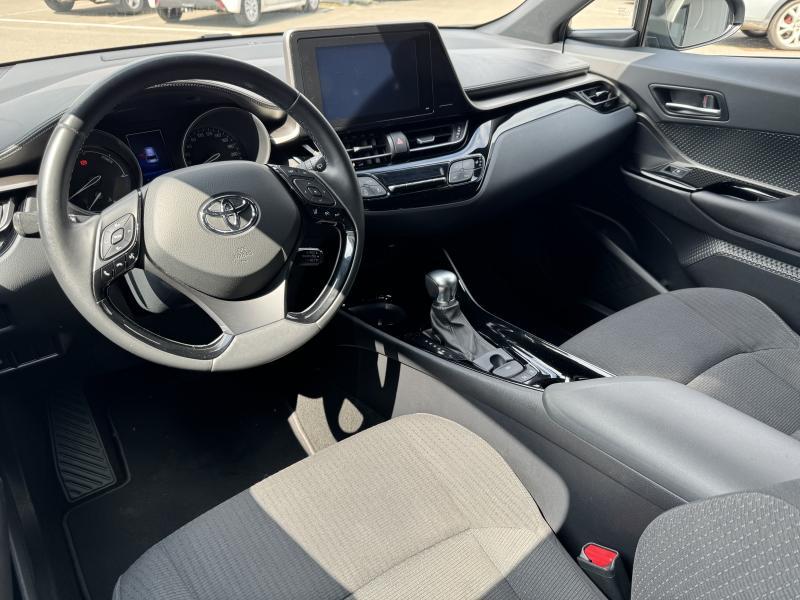 Toyota C-HR 1.8 Hybrid - photo 9