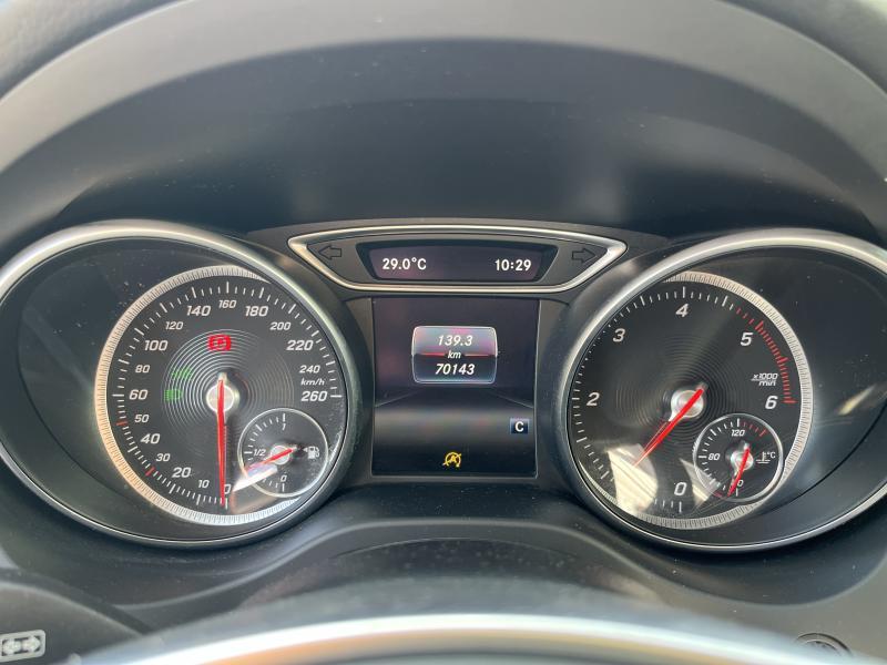 Mercedes-Benz GLA 180 180 D - photo 8