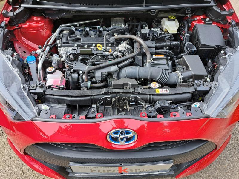 Toyota Yaris 1.5 HYBRID - photo 17