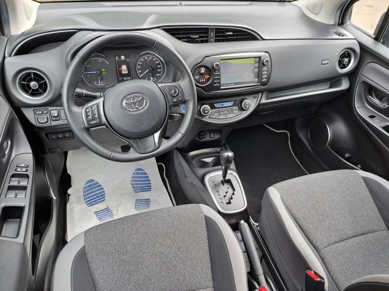 Toyota Yaris 1.5 HYBRID Y20 E-CVT - photo 14