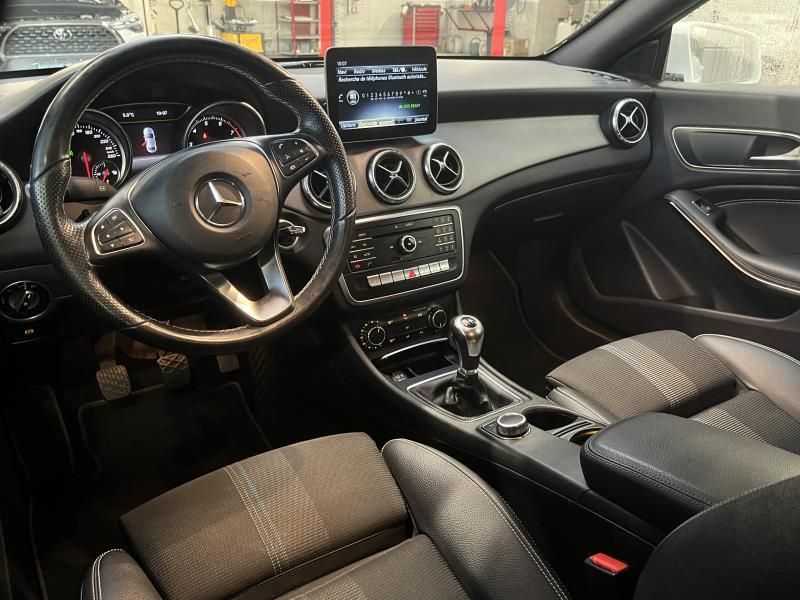 Mercedes-Benz CLA 180 1.6i - photo 6